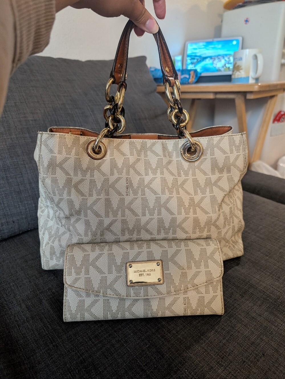 Michael Kors Cynthia Mk Monogram Leather Satchel Purse With Wallet!